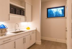 Laundry Room, 540 Pleasant Street, Boulder, CO Real Estate Investment